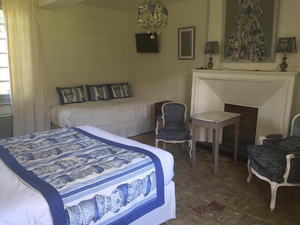 La Maison D'aline - Honfleur - Maison D'hote De Charme A La Normande 2*